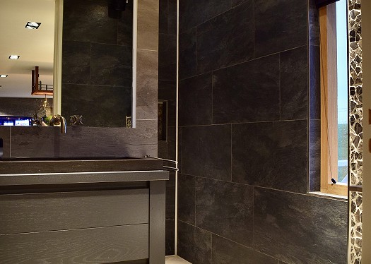 Moderne badkamer met industriële look
