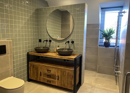 Kleurrijke badkamer
