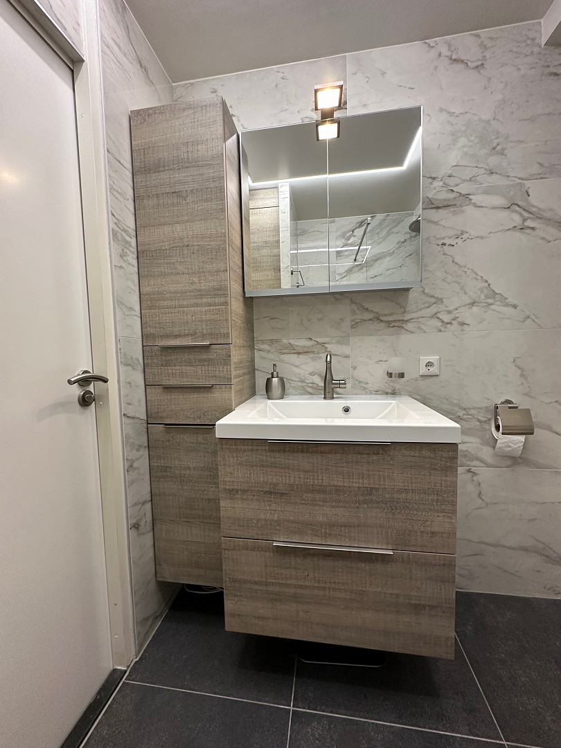 Badkamer met infrarood paneel</perch:content>